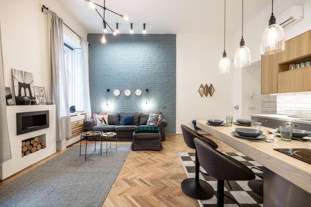 Industrial Fantasy Apartment ブダペスト エクステリア 写真